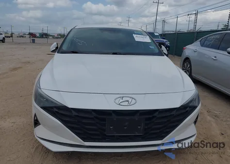 2021 Hyundai Elantra Sel z USA, uszkodzony, nr VIN 5NPLM4AG6MH002610